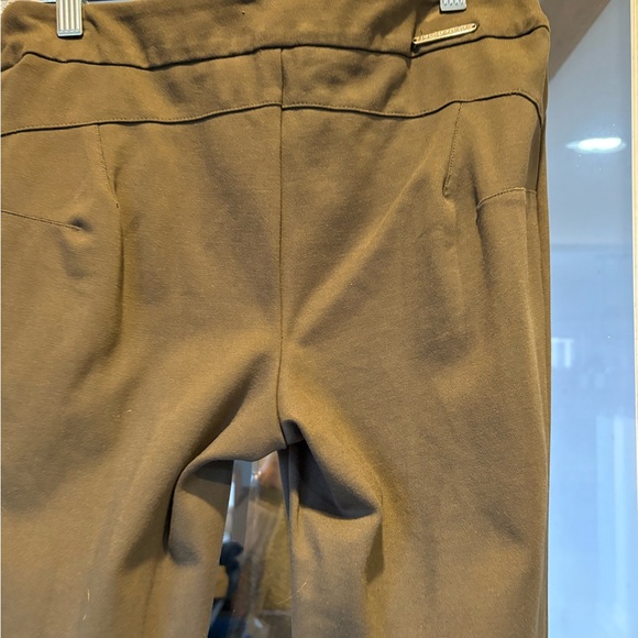 I love Tyler Madison pants - Picture 2 of 3